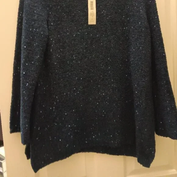 Chico's Midnight Sequin V-Neck Pullover Fashion Sweater in Size 2/Large. NEW - Picture 4 of 4